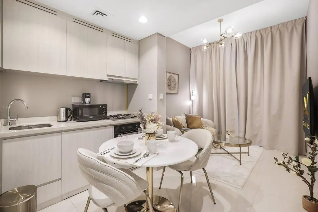 Luxury 1 Bedroom Apartment With Spectacular Burj And Canal Views Dubai
