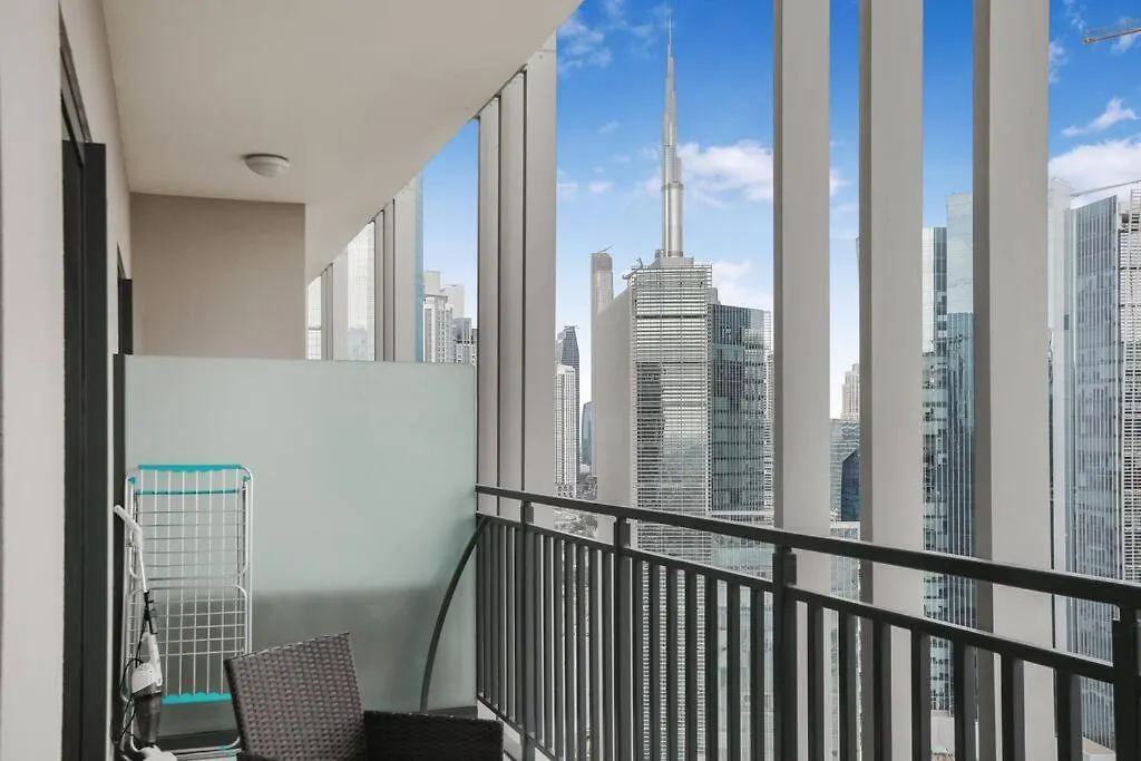 Luxury 1 Bedroom Apartment With Spectacular Burj And Canal Views Dubai Holiday home
